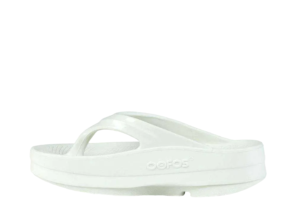 OOFOS Women's OOmega "Cosmic Gray"