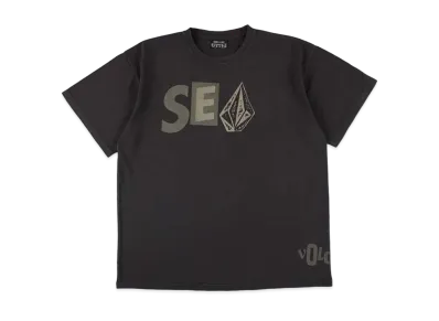 WIND AND SEA x VOLCOM Collaboration S/S Tee (Sea Stone) "Black"