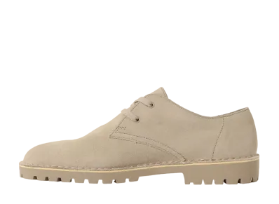 BEAMS × Clarks Desert Khan GORE-TEX "Sand Suede"