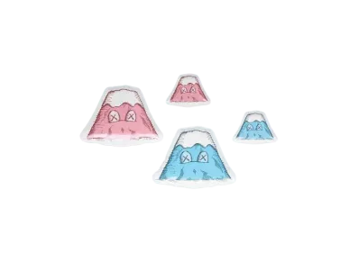 KAWS HOLIDAY Japan Mount Fuji Ceramic Plate Set (Set of 4) "Multi"