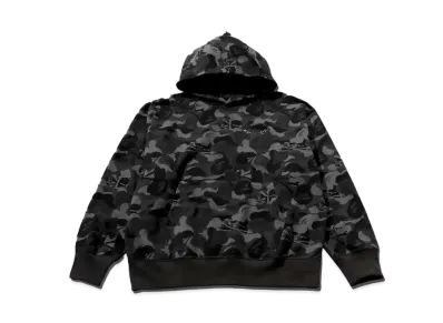 A BATHING APE x mastermind JAPAN Skull Camo Relaxed Fit "Black"