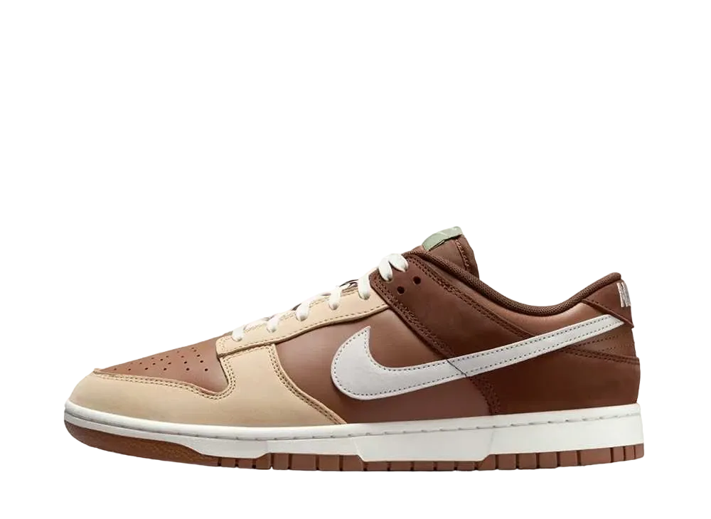 ナイキ ダンク ロー "ライトブリティッシュタン/カカオワオ"