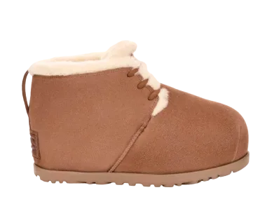 UGG Women's Pumped Lace Up "Chestnut"