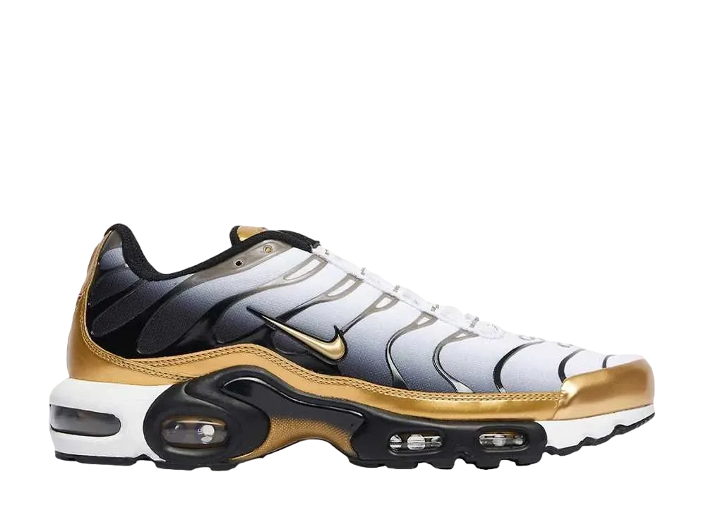 フットロッカー × ナイキ エアマックスプラス PRM "50thアニバーサリー"