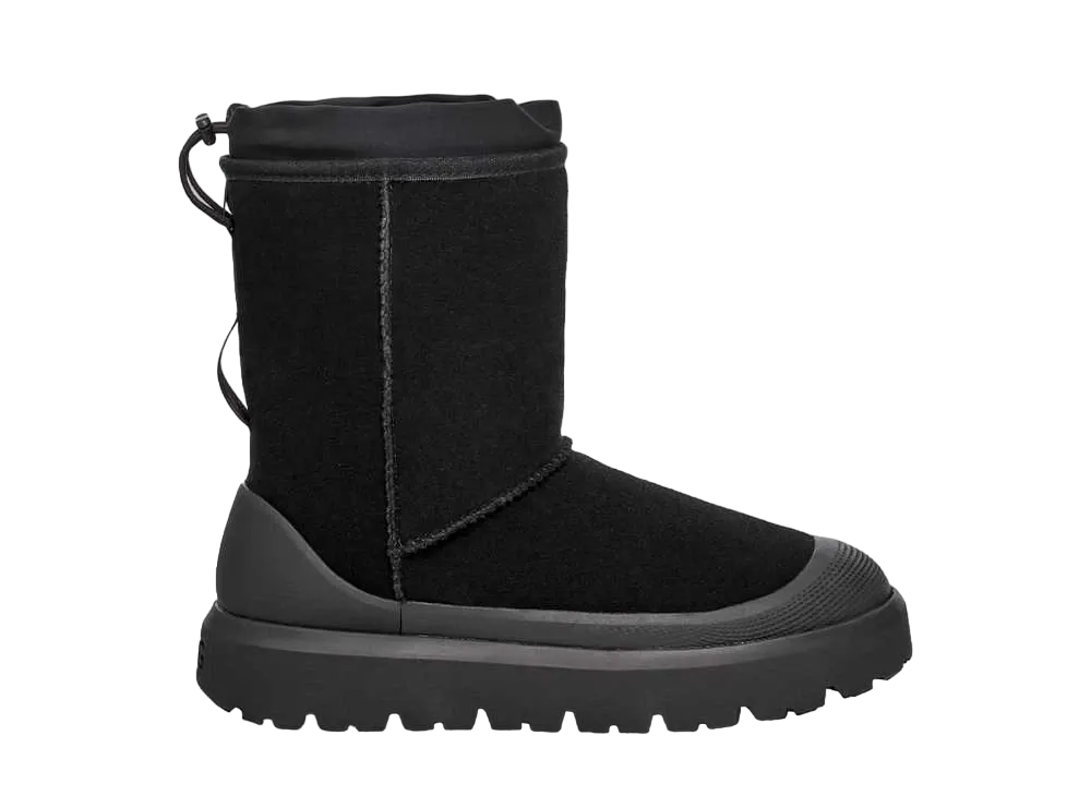 アグ クラシック ショート ウェザー ハイブリッド "ブラック"