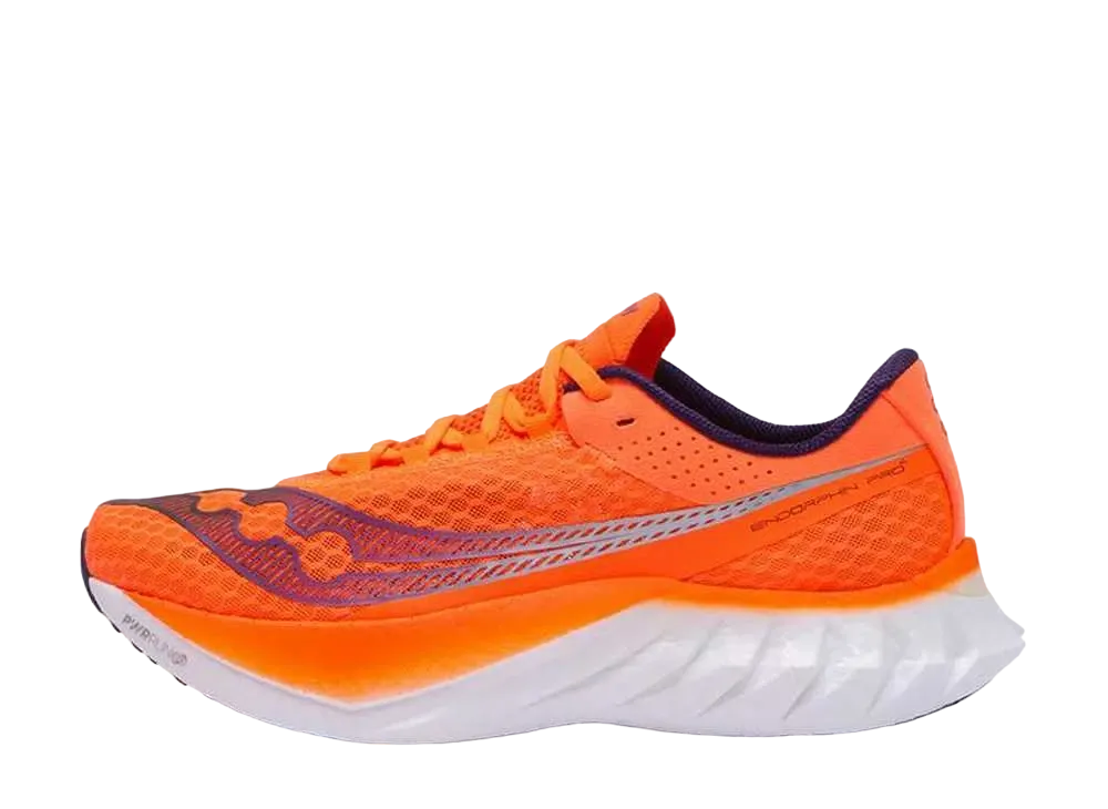 サッカニー エンドルフィン プロ4 "ビジオレンジ"