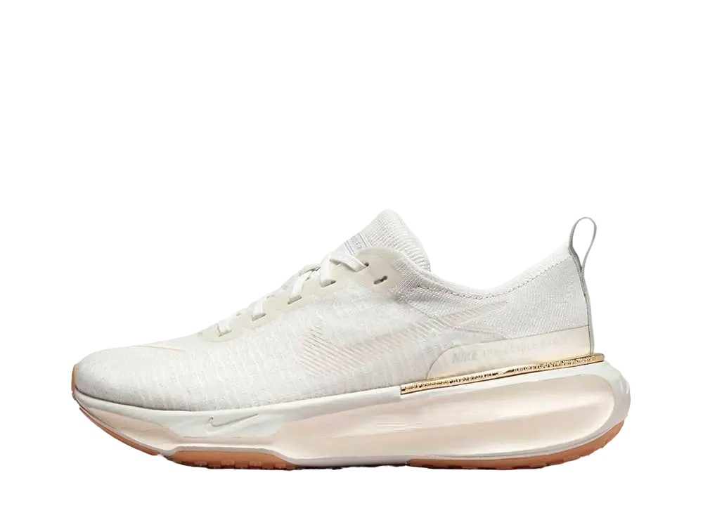 ナイキ ウィメンズ インヴィンシブル3 "ライトボーン/セイル/ガムライトブラウン/ペールアイボリー"