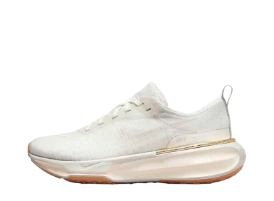 ナイキ ウィメンズ インヴィンシブル3 "ライトボーン/セイル/ガムライトブラウン/ペールアイボリー"