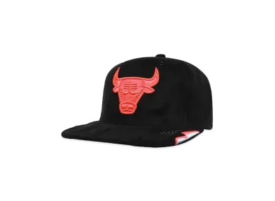 Mitchell&Ness NBA DAY 6 SNAPBACK BULLS "BLACK"