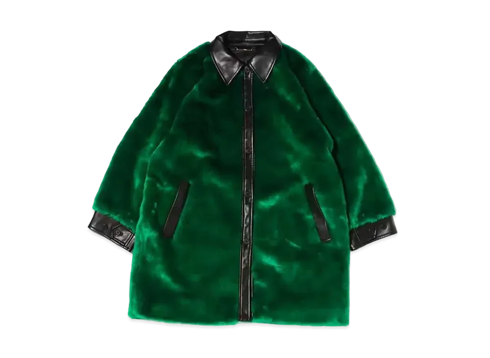 atmos pink Docking Fur Coat "Green"