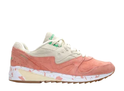 サッカニー グリッド8000 "シュリンプスカンピ"