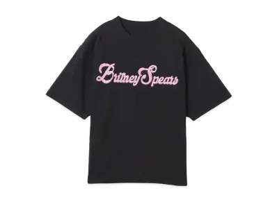 atoms pink x Britney Spears Magazine Cover Print T-shirt "Black"