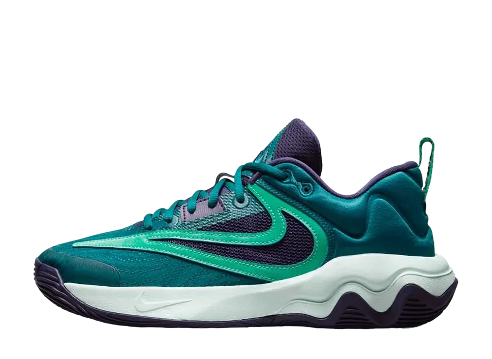 ナイキ ヤニス イモータリティ3 "ジオードティール/スタジアムグリーン/パープルインク/ジェイドアイス"