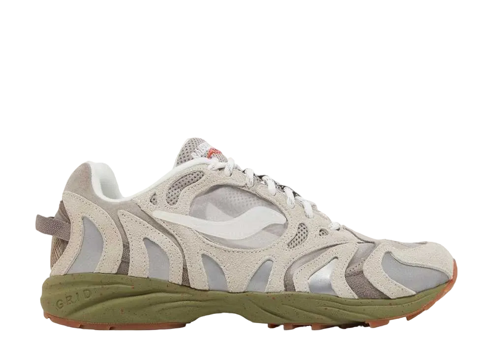 レイズド バイ ウルヴス × サッカニー グリッド アズーラ2000 "グレー/ホワイト/グリーン"