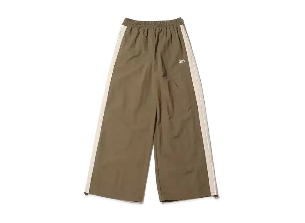 atmos pink Sideline Nylon Pants "Khaki"