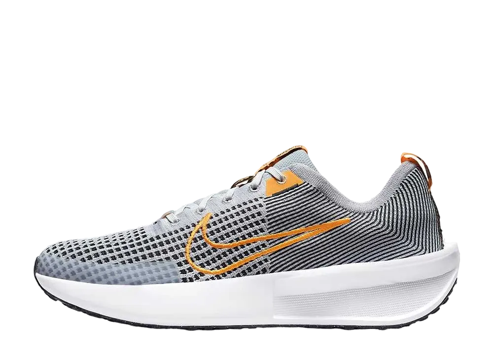 ナイキ インタラクト ラン "ウルフグレー/ブラック/ホワイト/レーザーオレンジ"