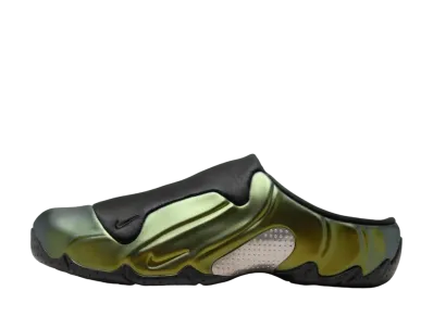 Nike Clogposite "Black and Metallic Gold"