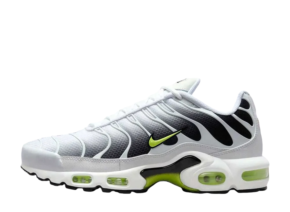 ナイキ エアマックスプラス "ボルト"