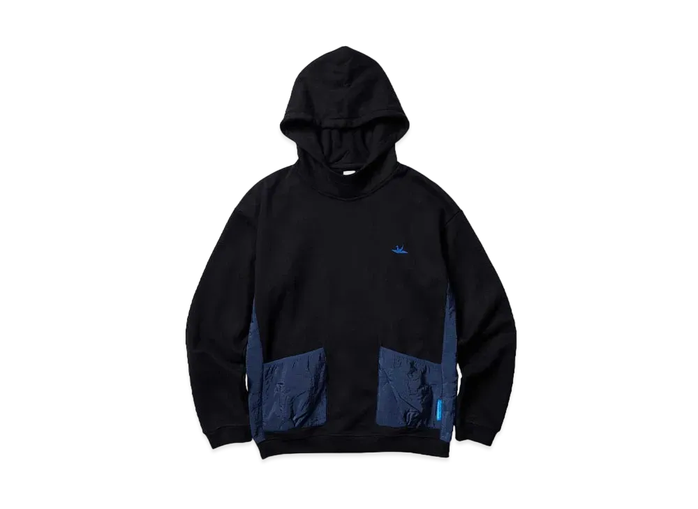 Liberaiders QUILTED POCKET HOODIE "BLACK"
