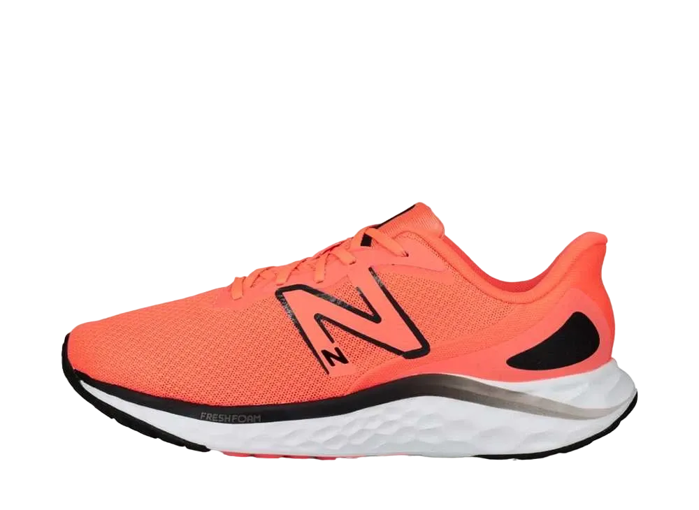 ニューバランス フレッシュフォーム アリシV4 2E "オレンジ"