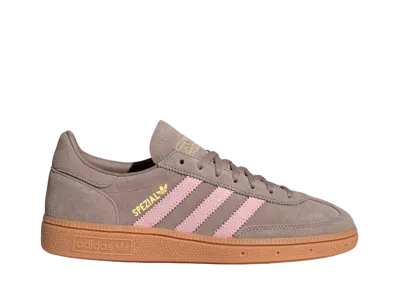 アディダスオリジナルス ウィメンズ ハンドボールスペツィアル "チャンキーブラウン/クリアピンク/ゴールドメタリック"