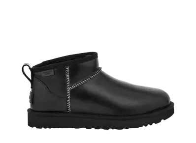 UGG Women's Classic Ultra Mini LTHR Regen "Black"