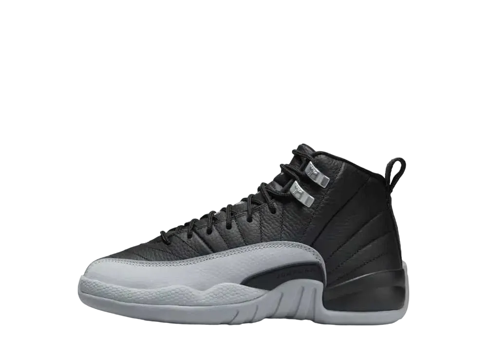ナイキ GS エアジョーダン12 レトロ "ブラック アンド ウルフグレー"