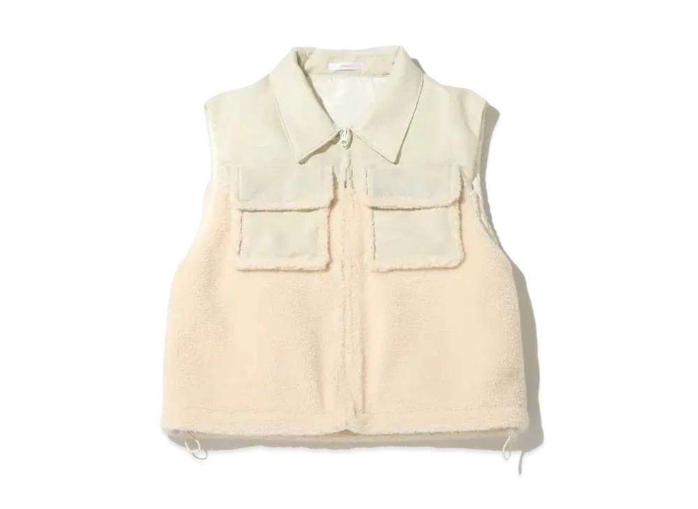 atmos pink Docking Boa Vest "Ivory"