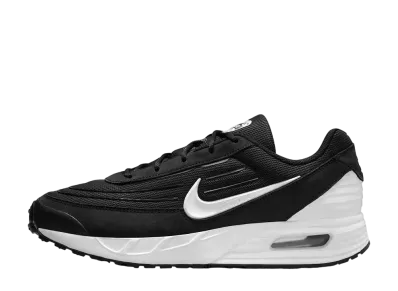 ナイキ エアマックス ヴァース "ブラック/ホワイト"