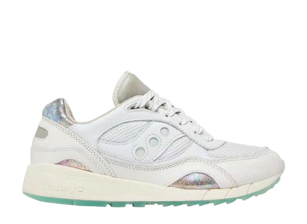 サッカニー シャドウ6000 "ホワイト/パール/グレー"