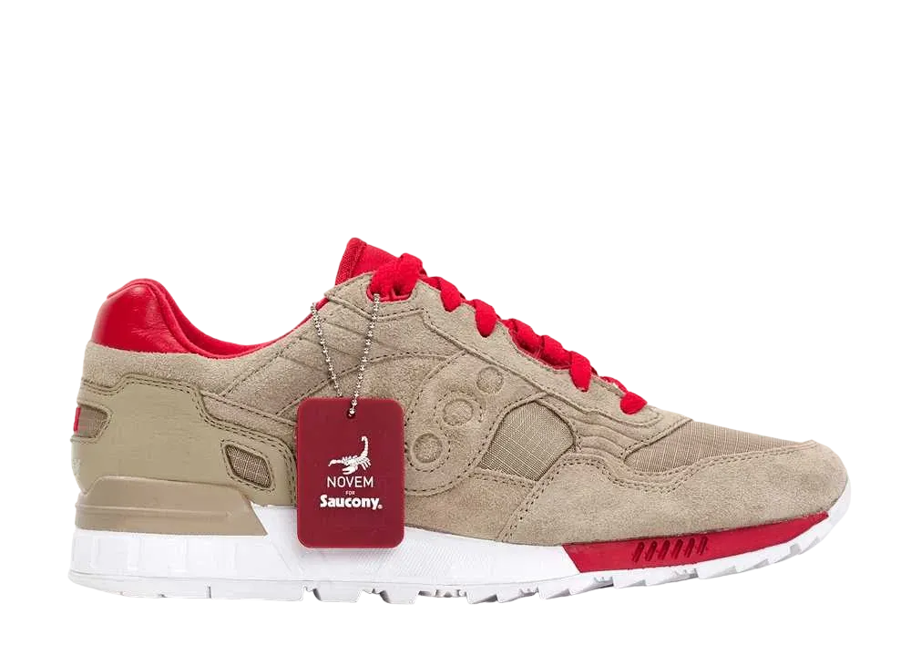 BAU × ザ ディスティンクトライフ × サッカニー シャドウ5000 "ノウェム タン"