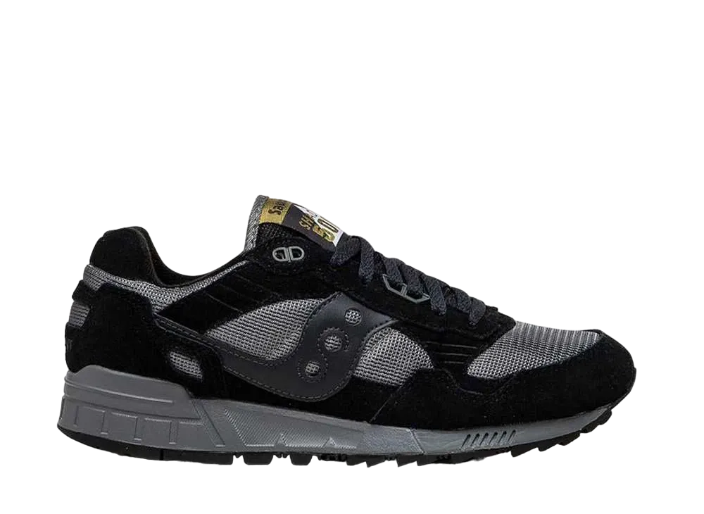 サッカニー シャドウ5000 "ブラック/ダークグレー"