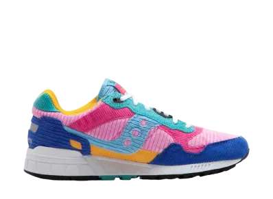 サッカニー シャドウ5000 "ピンク/ブルー/マルチカラー"