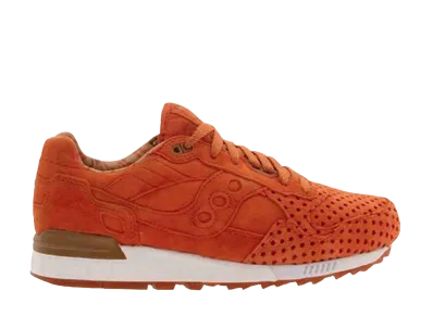 プレイクローズ × サッカニー シャドウ5000 "ストレンジフルーツ オレンジ"