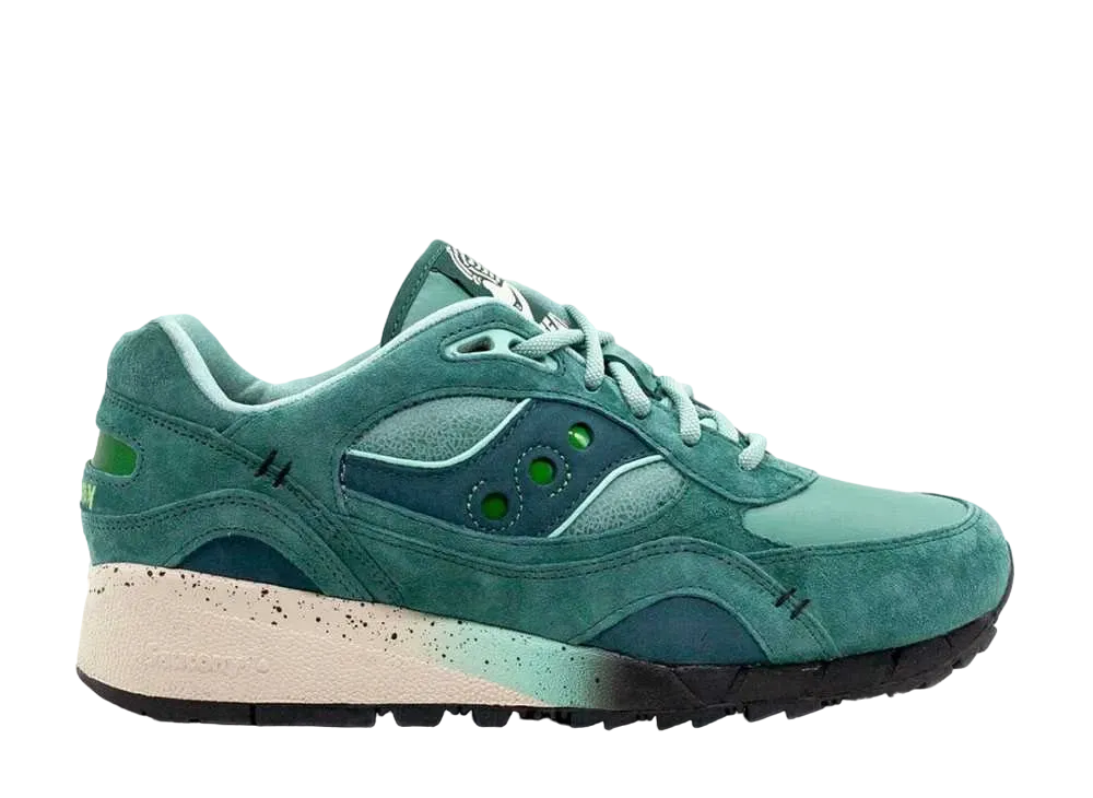 フィーチャー × サッカニー シャドウ6000 "リビングフォッシル"