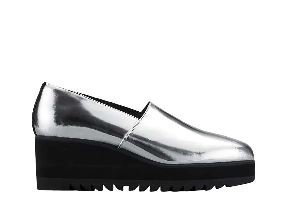 オニツカタイガー ジ オニツカ ウィメンズ ウェッジエス "シルバー"