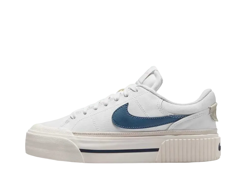 ナイキ ウィメンズ コート レガシー リフト "ホワイト/ライトオールウッドブラウン/セイル/ディフューズブルー"