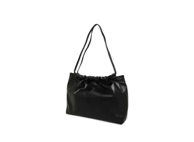 Calvin Klein Jeans DRAWSTRING SHOULDER BAG 32 PU (added 32) "BLACK BEAUTY"