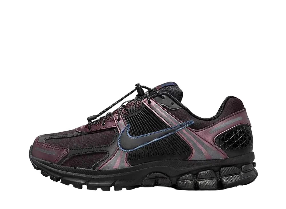 ナイキ ウィメンズ ズーム ボメロ5 "バーガンディクラッシュ/ミッドナイトネイビー/ブラック"