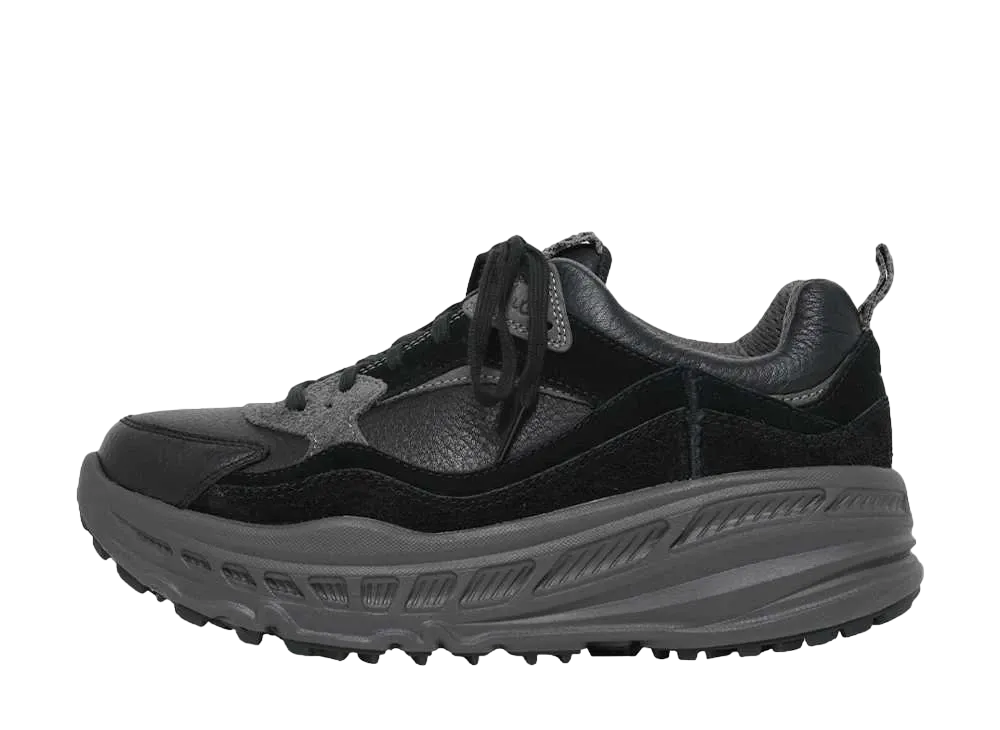 UGGR CA805 "BLACK / CHARCOAL"