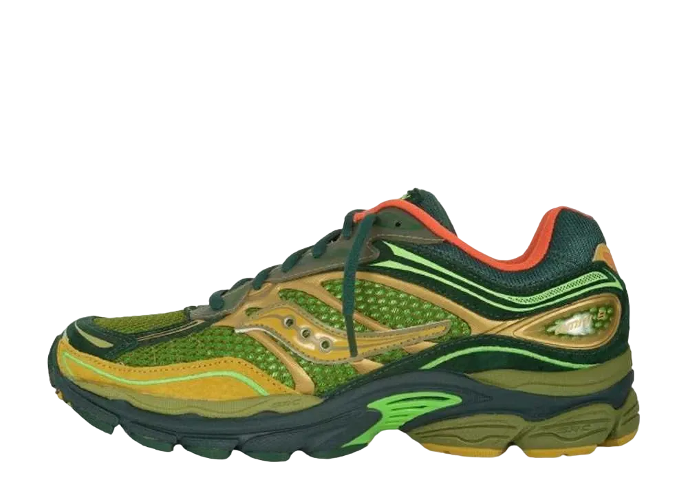 スターカウ × サッカニー プログリッド オムニ9 "グリーン"