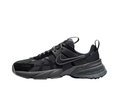 10/24発売|Nike Women's V2K Run GORE-TEX 10/24発売|Nike Women's V2K Run GORE-TEX