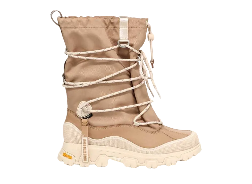 アグ ウィメンズ メトロピーク "サンド"