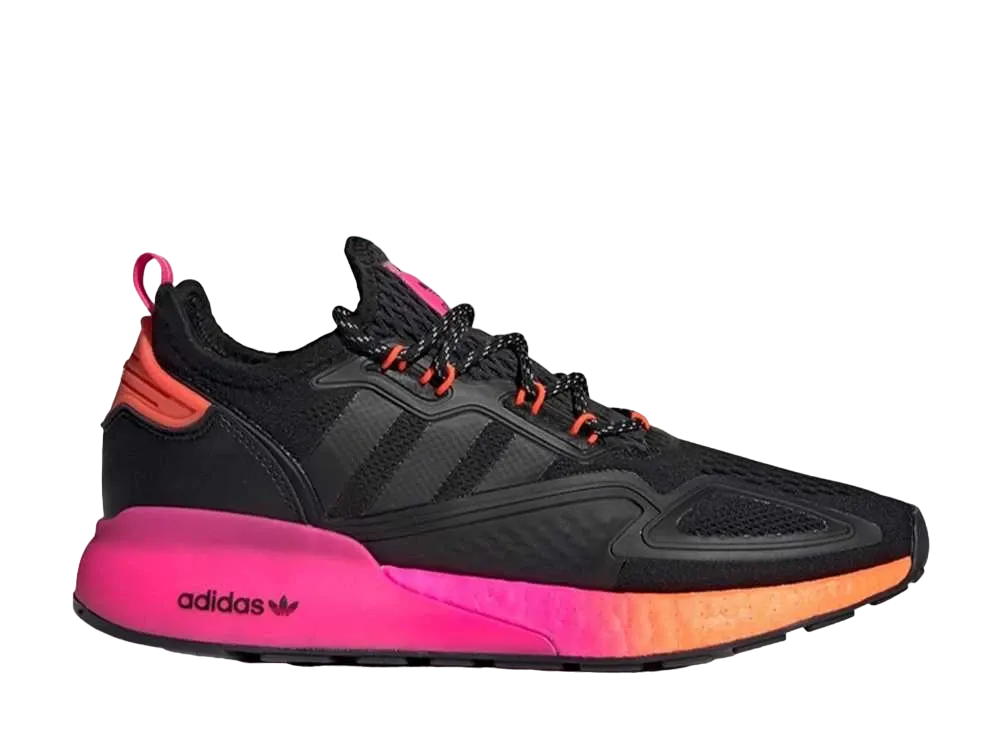 アディダスオリジナルス ZX 2K ブースト "コアブラック/ソーラーレッド"