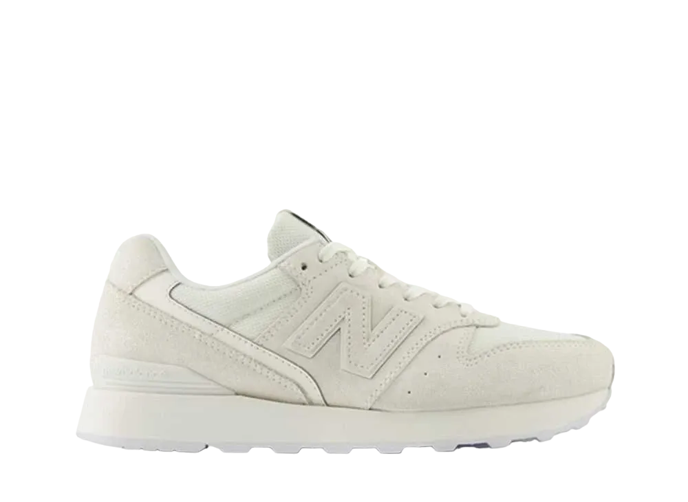 New Balance Women's 996 "Off White"