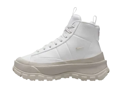 Nike Women's Blazer Mid Roam "Summit White/Light Bone/University Gold/Phantom"