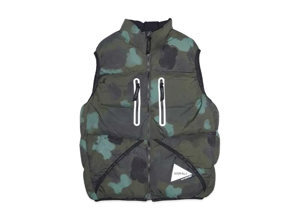 GRAMICCI x and wander down vest "CAMO"