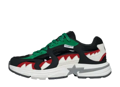 A BATHING APE®︎ SHARK STA "United Arab Emirates"