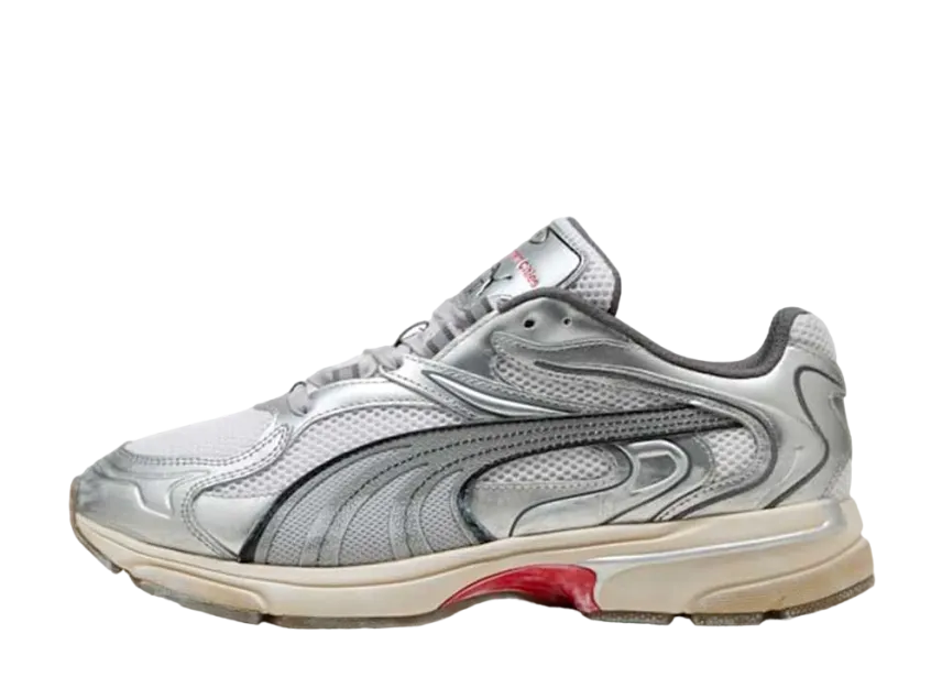 ロストマネジメントシティ × プーマ エクストス "ウォームホワイト/キャストアイアン"