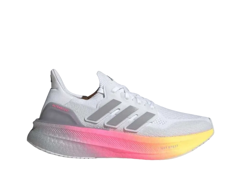 アディダス ウィメンズ ウルトラブースト5 "フットウェアホワイト/グローリーグレー/ルシッドピンク"